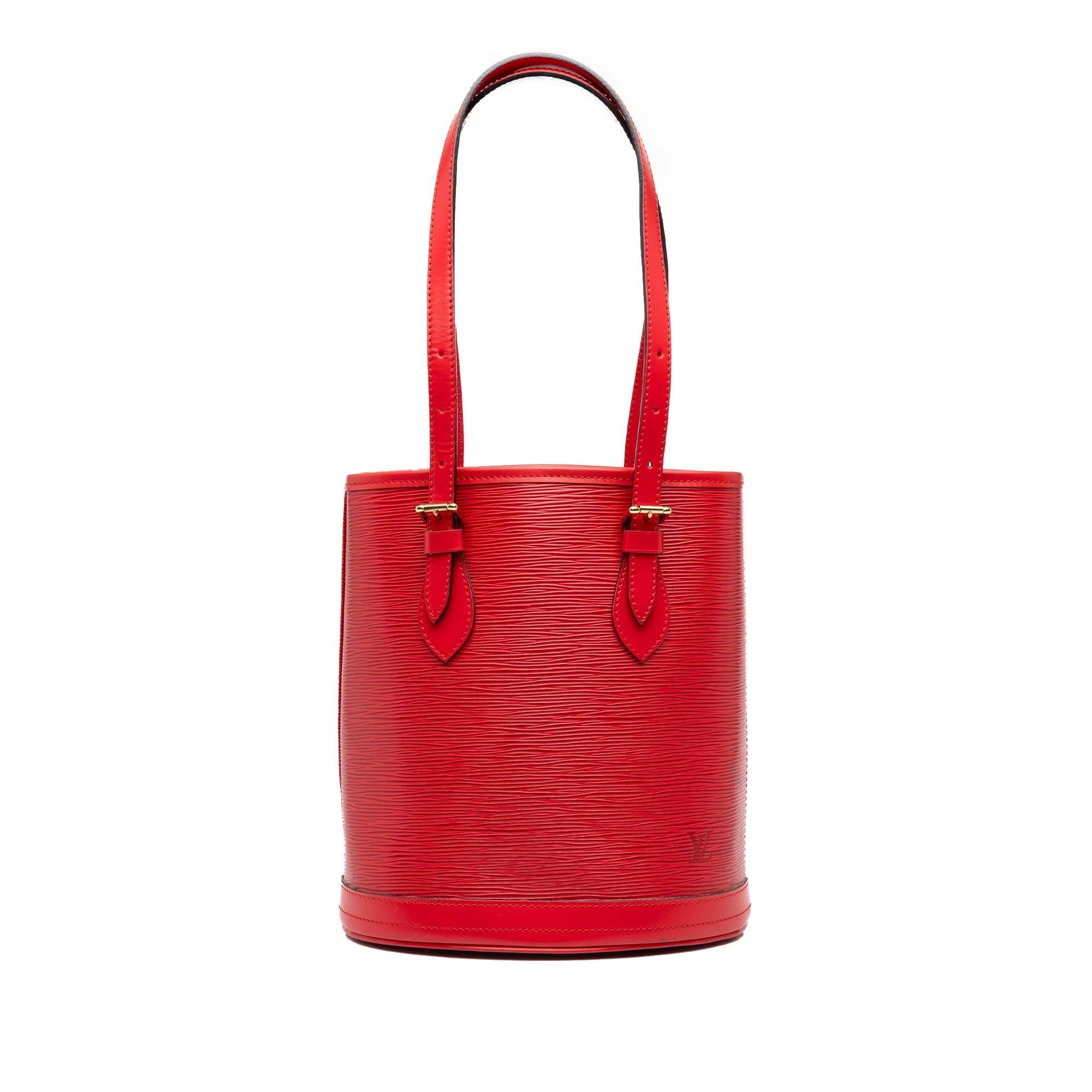 Bucket leather handbag