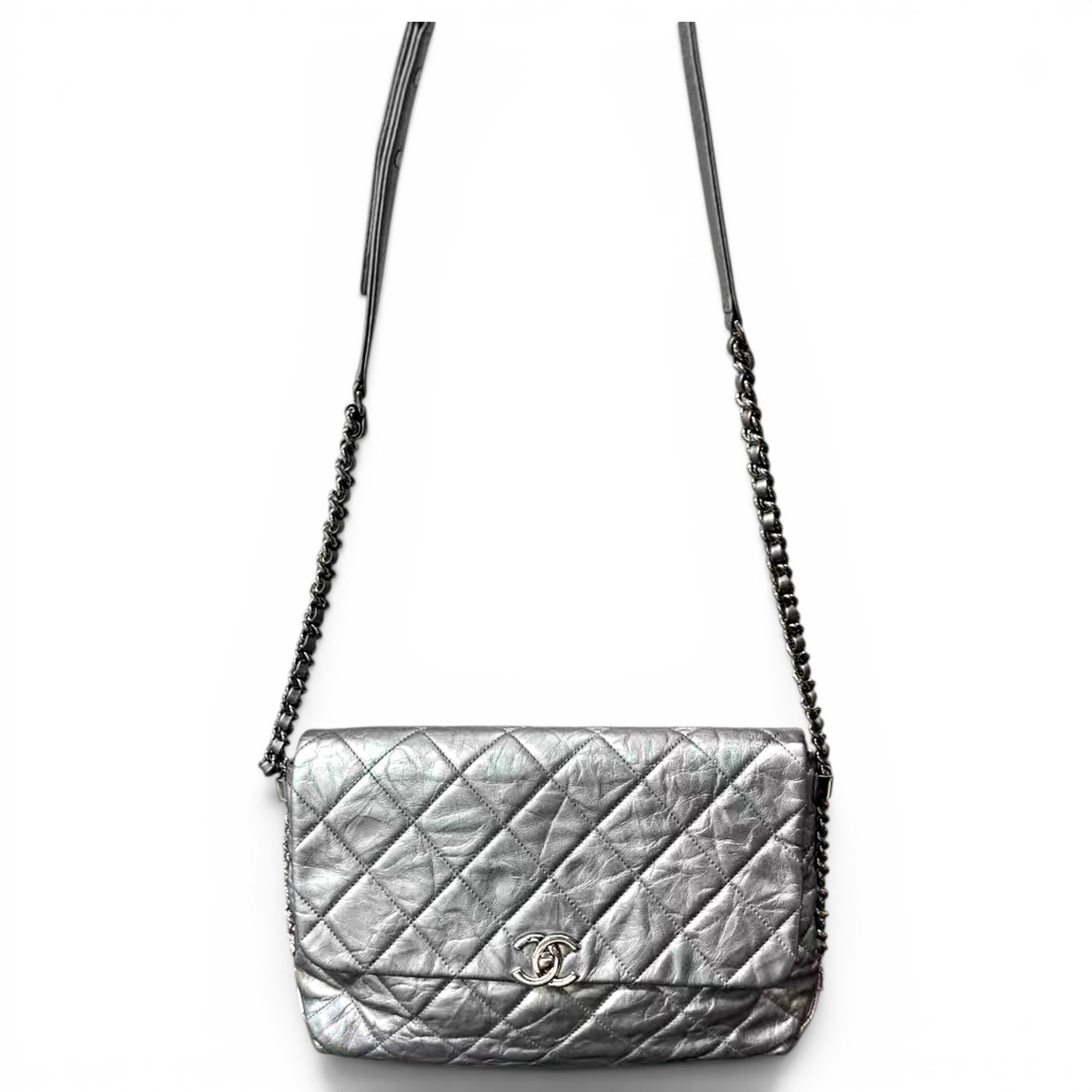 Timeless/Classique leather crossbody bag