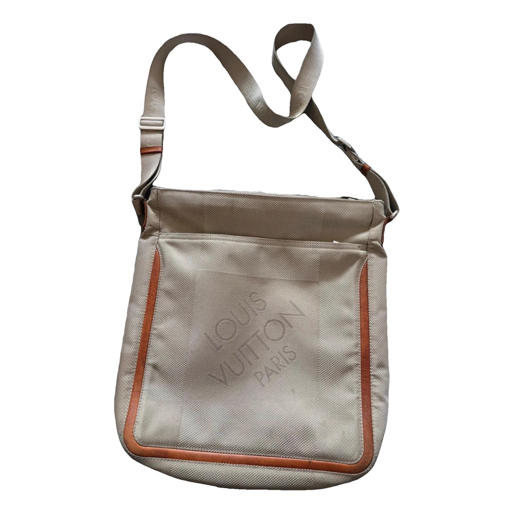 Cloth handbag