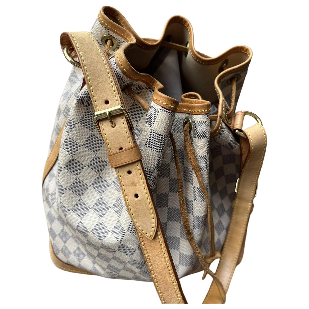 Noé leather handbag