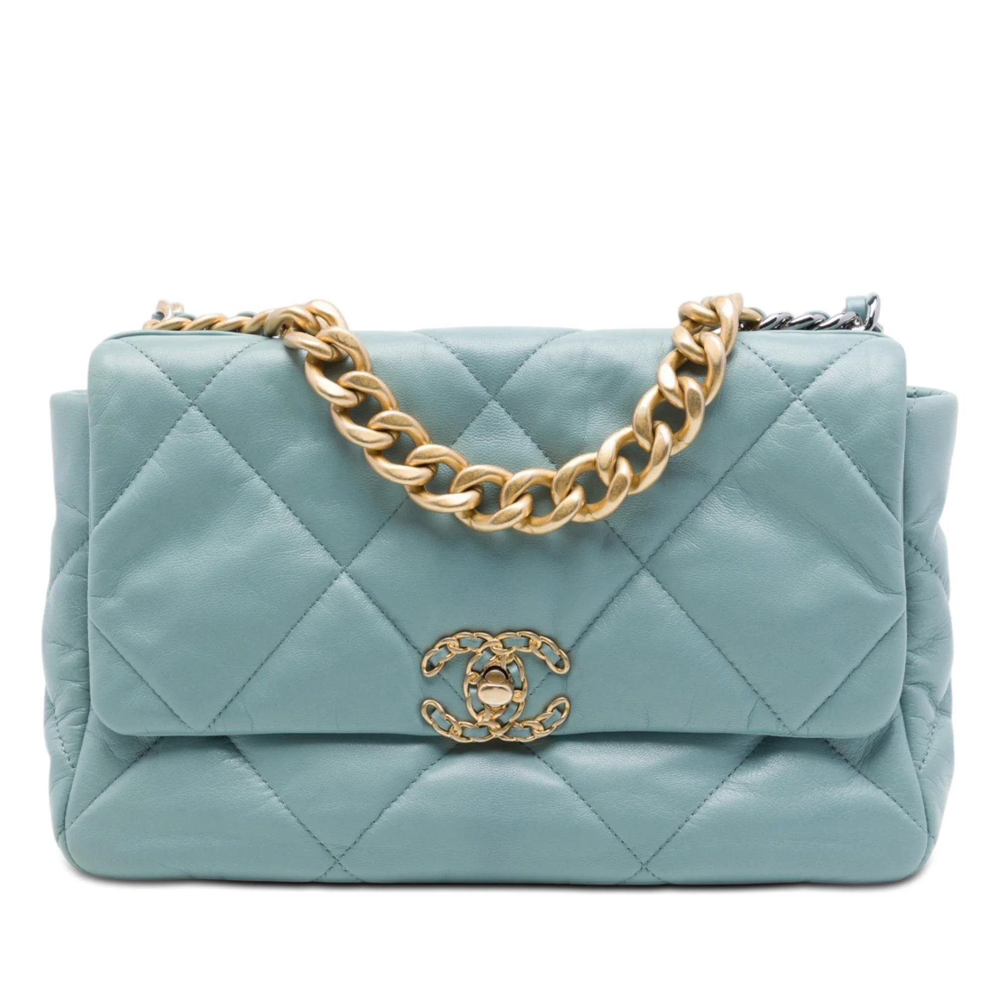 Chanel 19 pony-style calfskin handbag