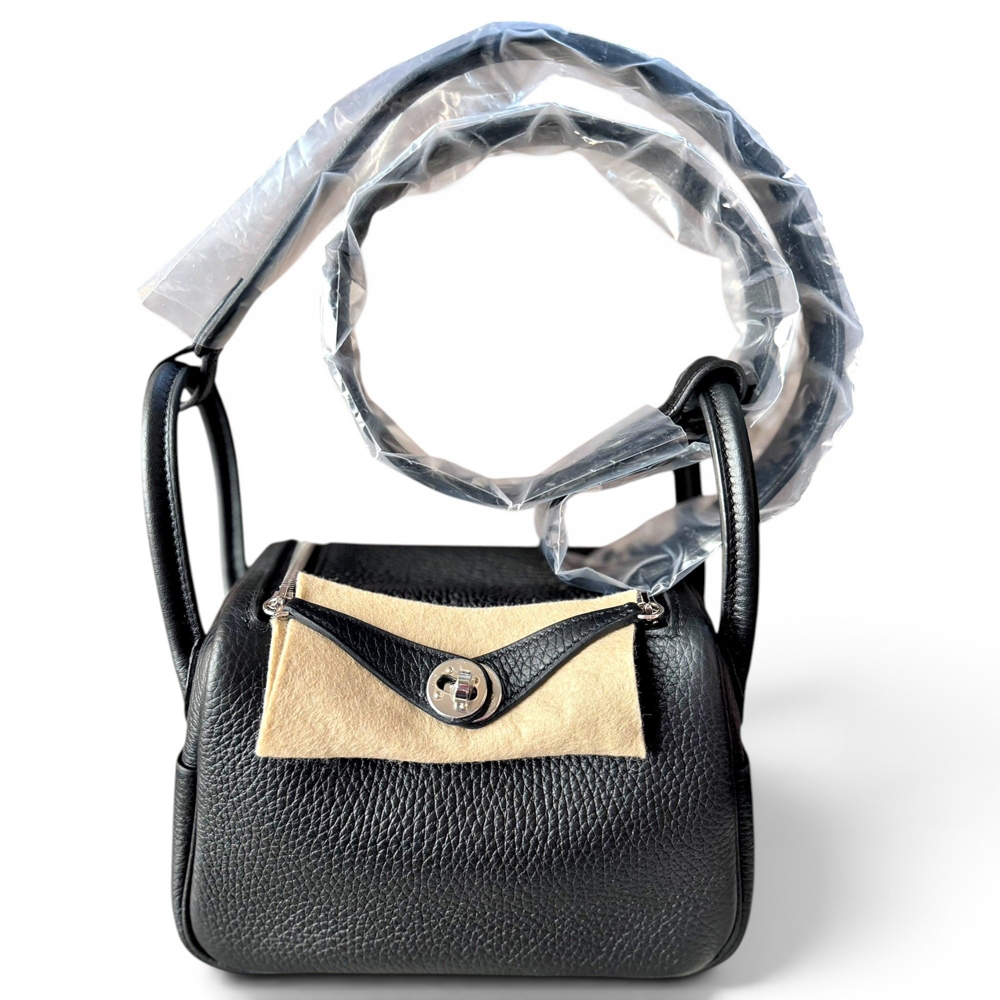 Lindy leather handbag