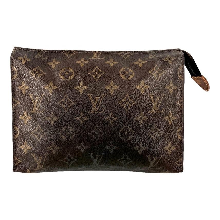 Poche toilette cloth vanity case