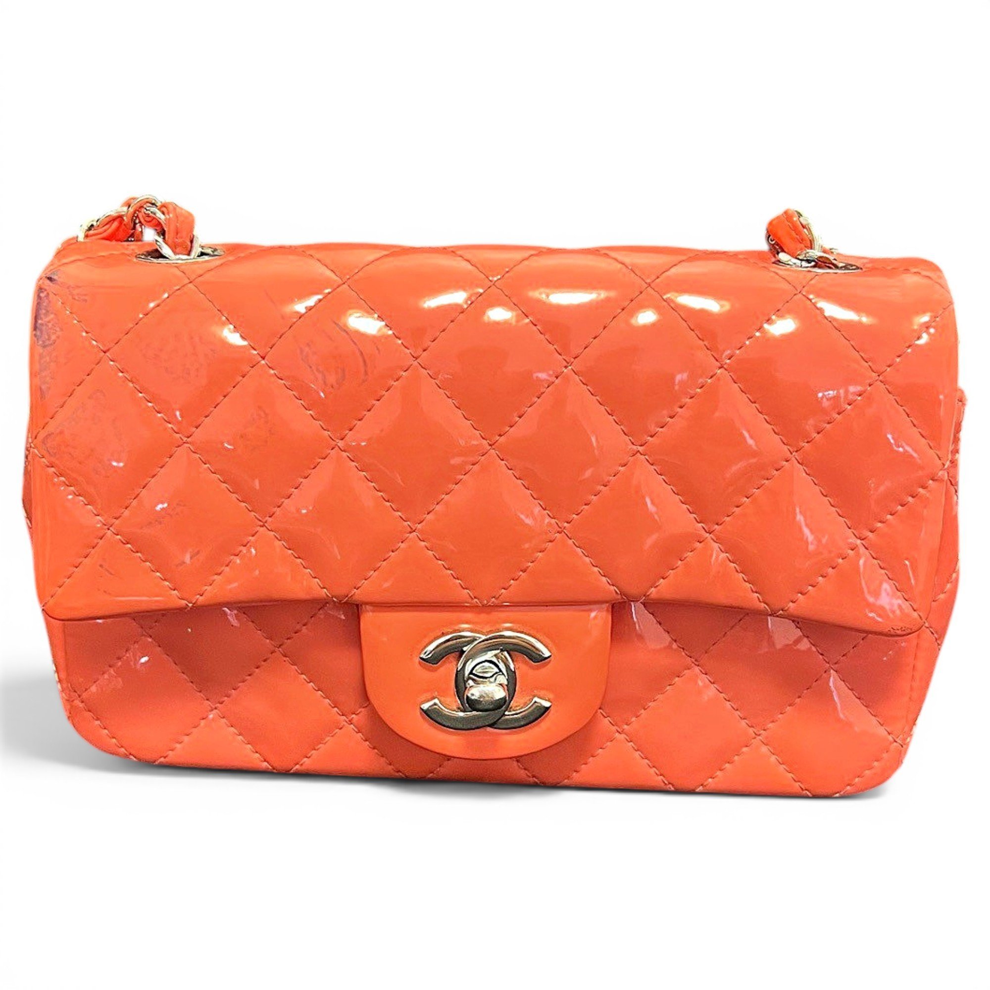 Timeless/Classique patent leather handbag