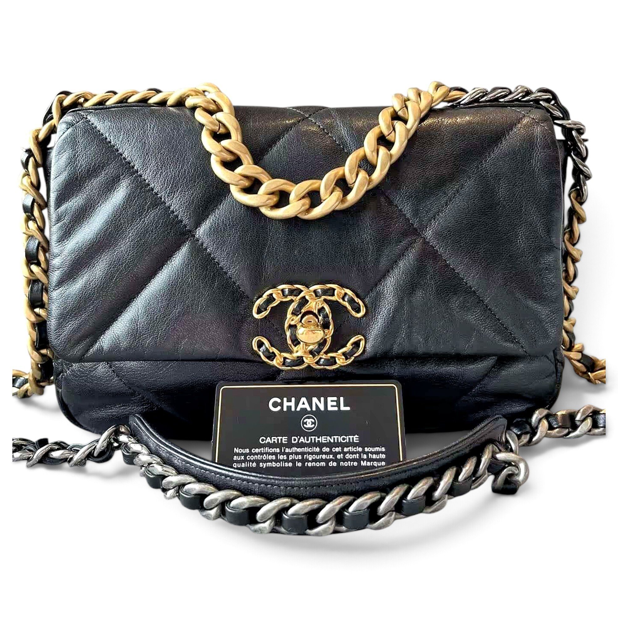 Chanel 19 leather handbag