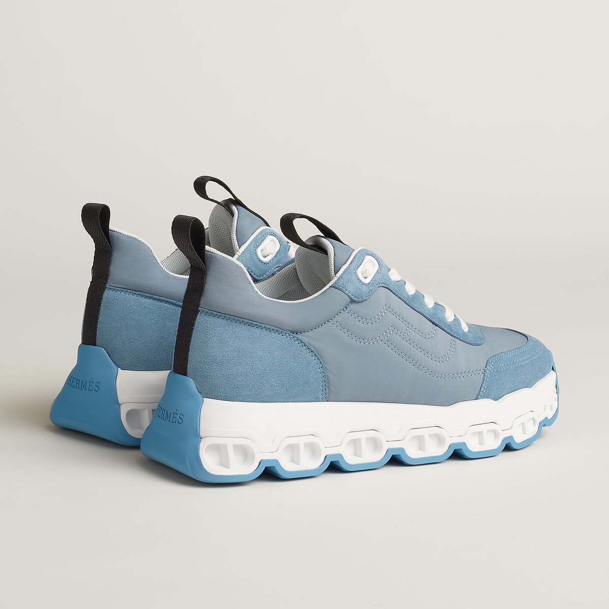 Bleu Ciel Impulse Sneaker