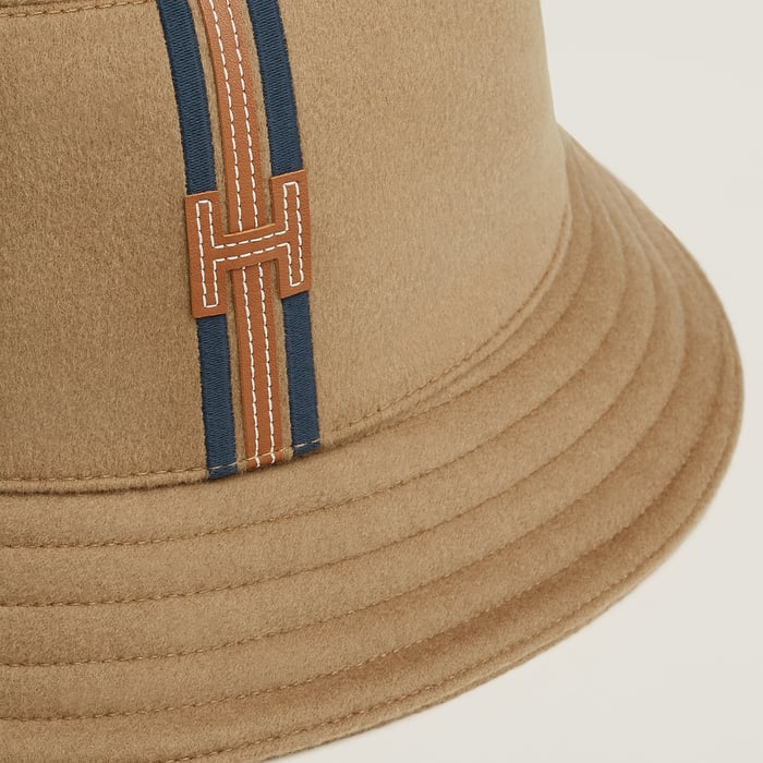 Biscuit Fred H Stripe Bucket Hat