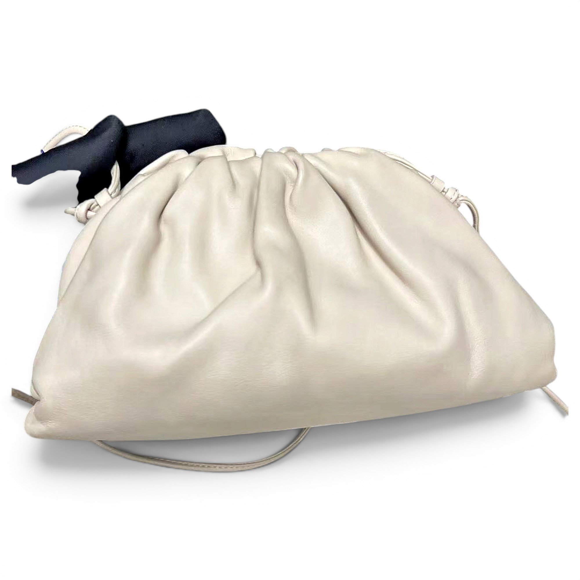 Pouch leather handbag