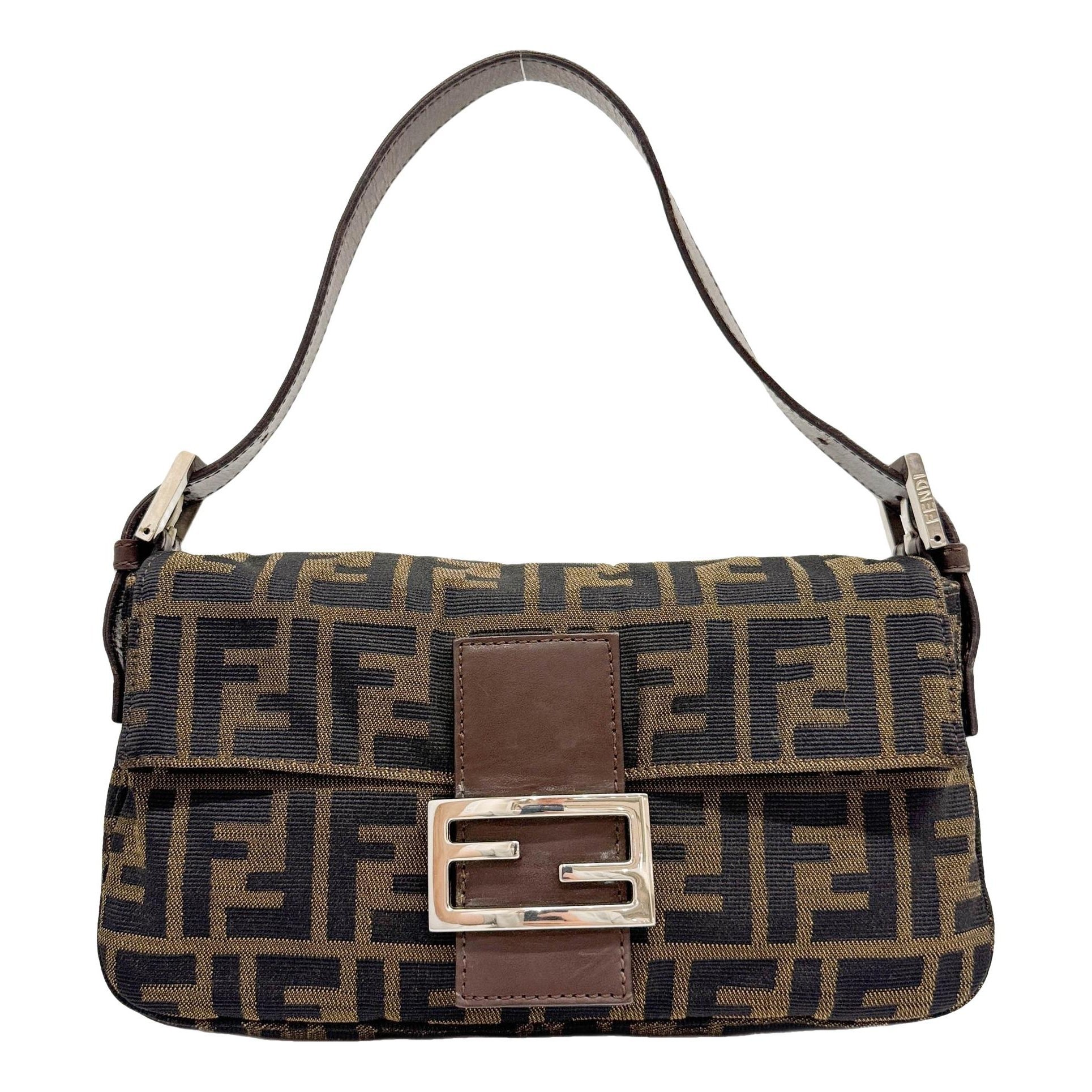 Baguette cloth handbag
