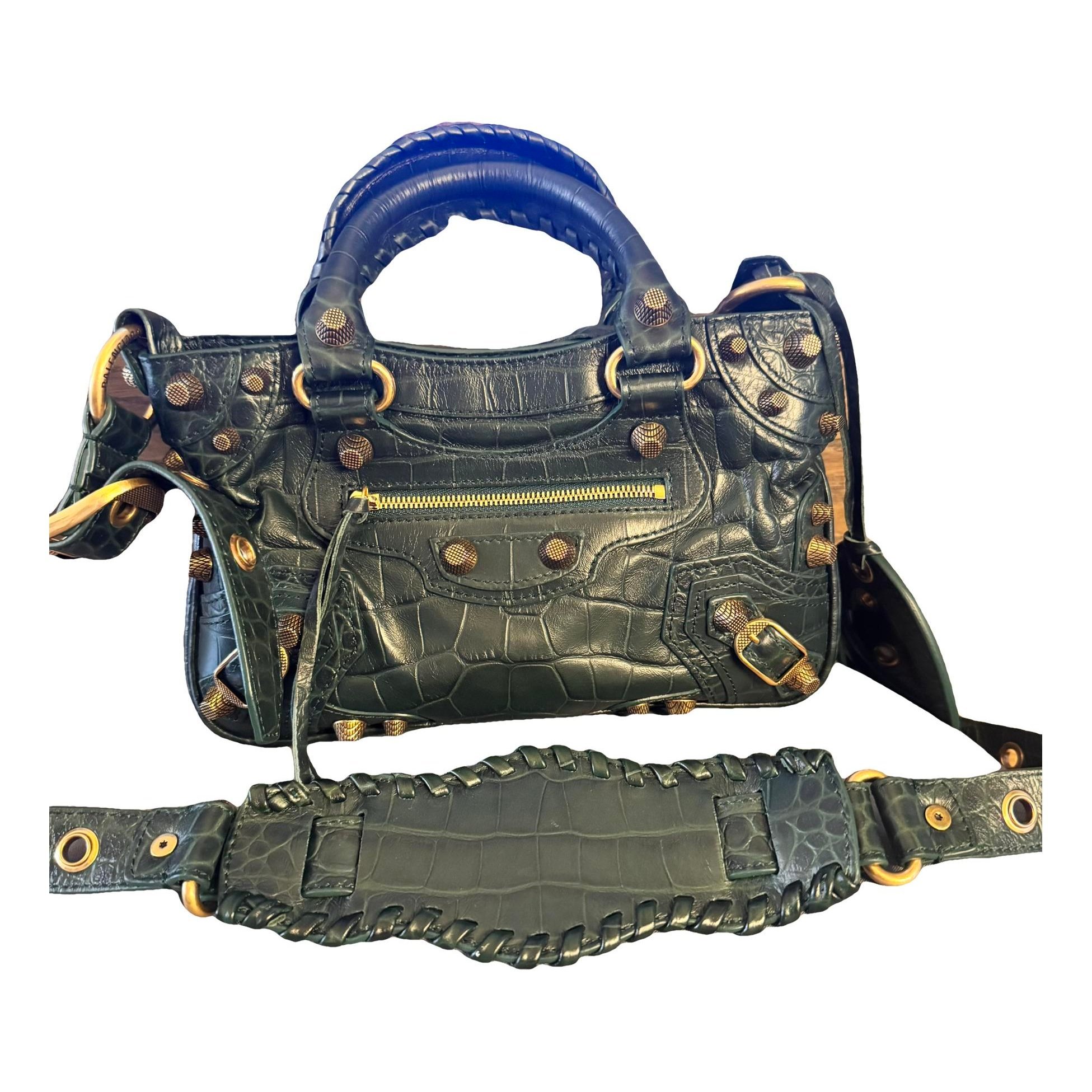 Neo Cagole City leather crossbody bag