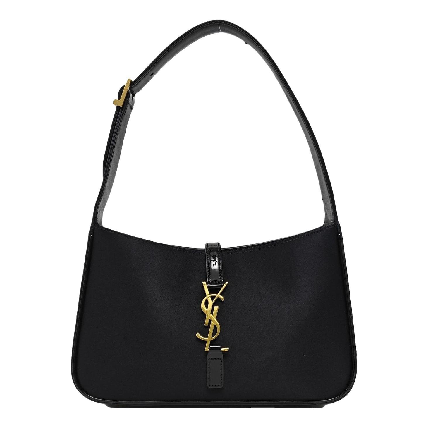 Le 5 à 7 cloth handbag