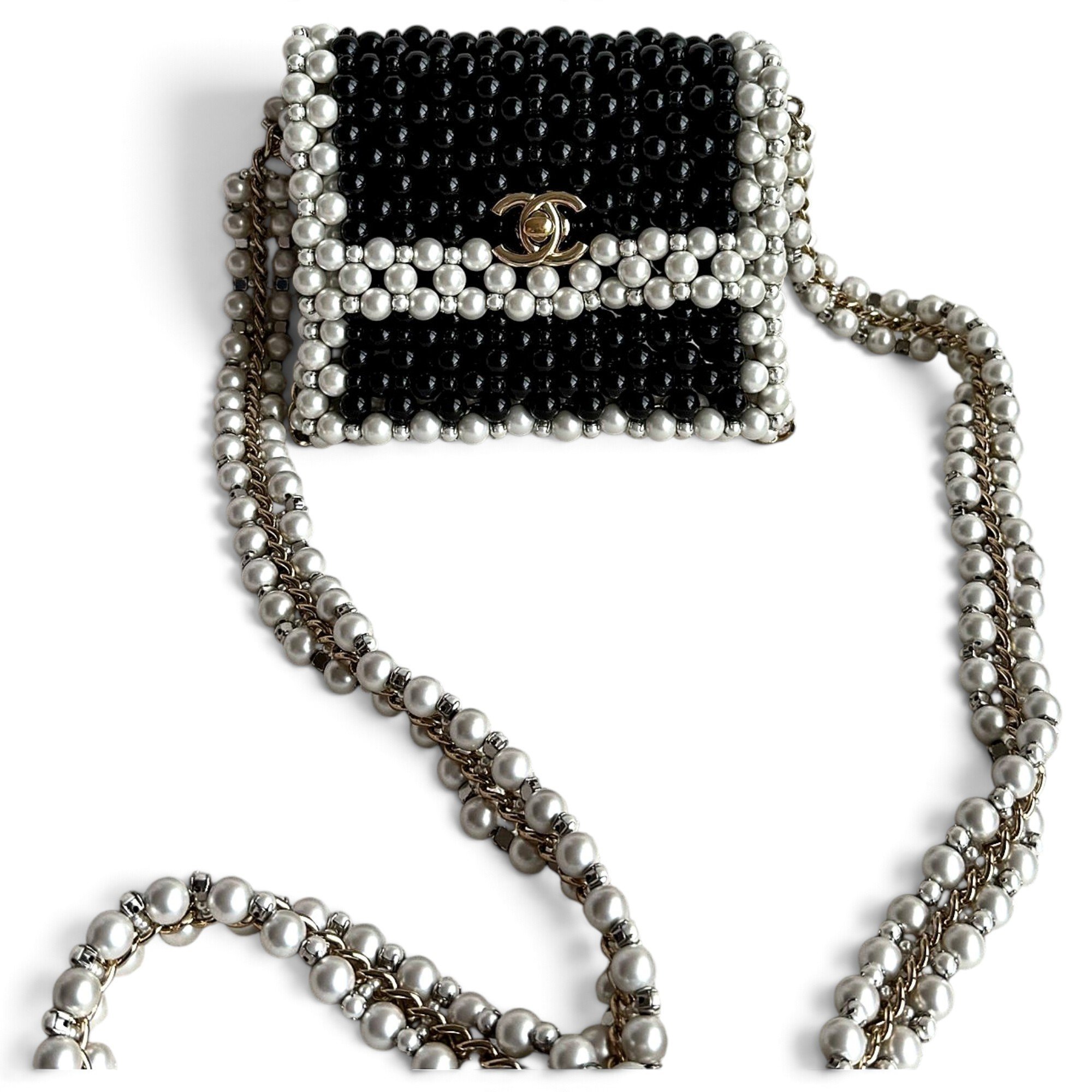 Timeless/Classique handbag