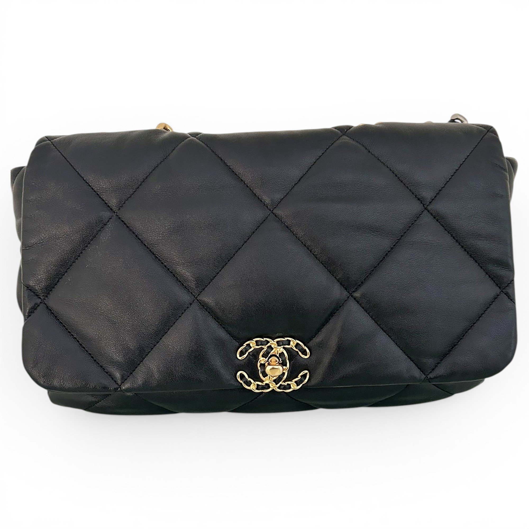 Chanel 19 leather handbag