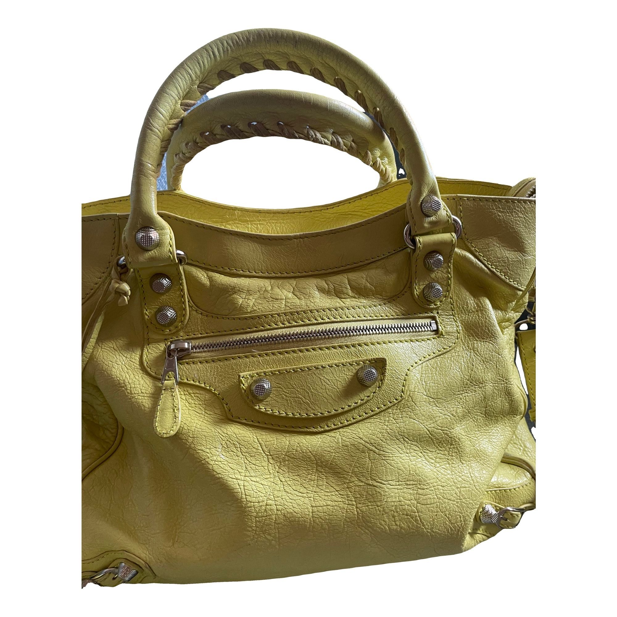 City leather tote
