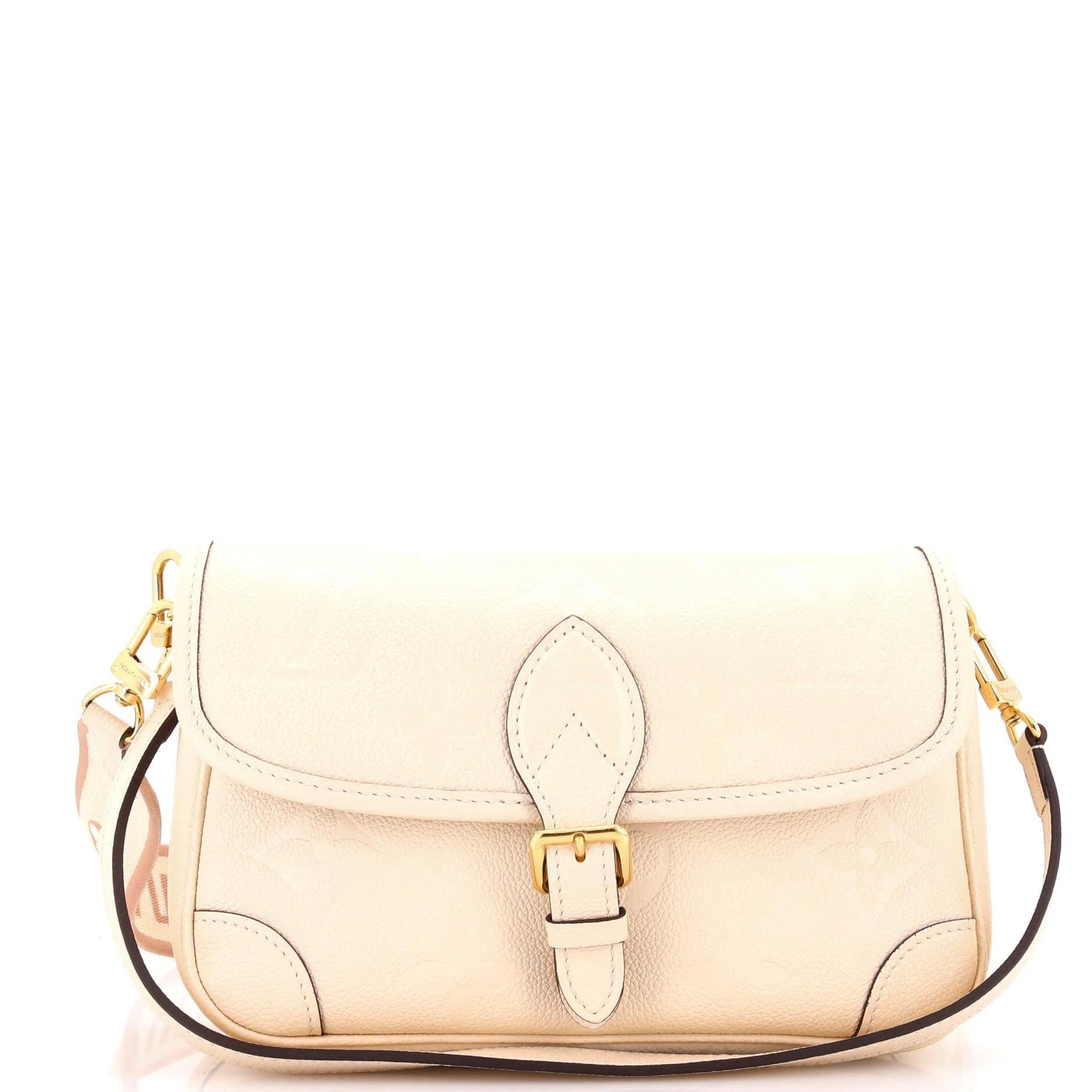 Louis Vuitton Leather handbag