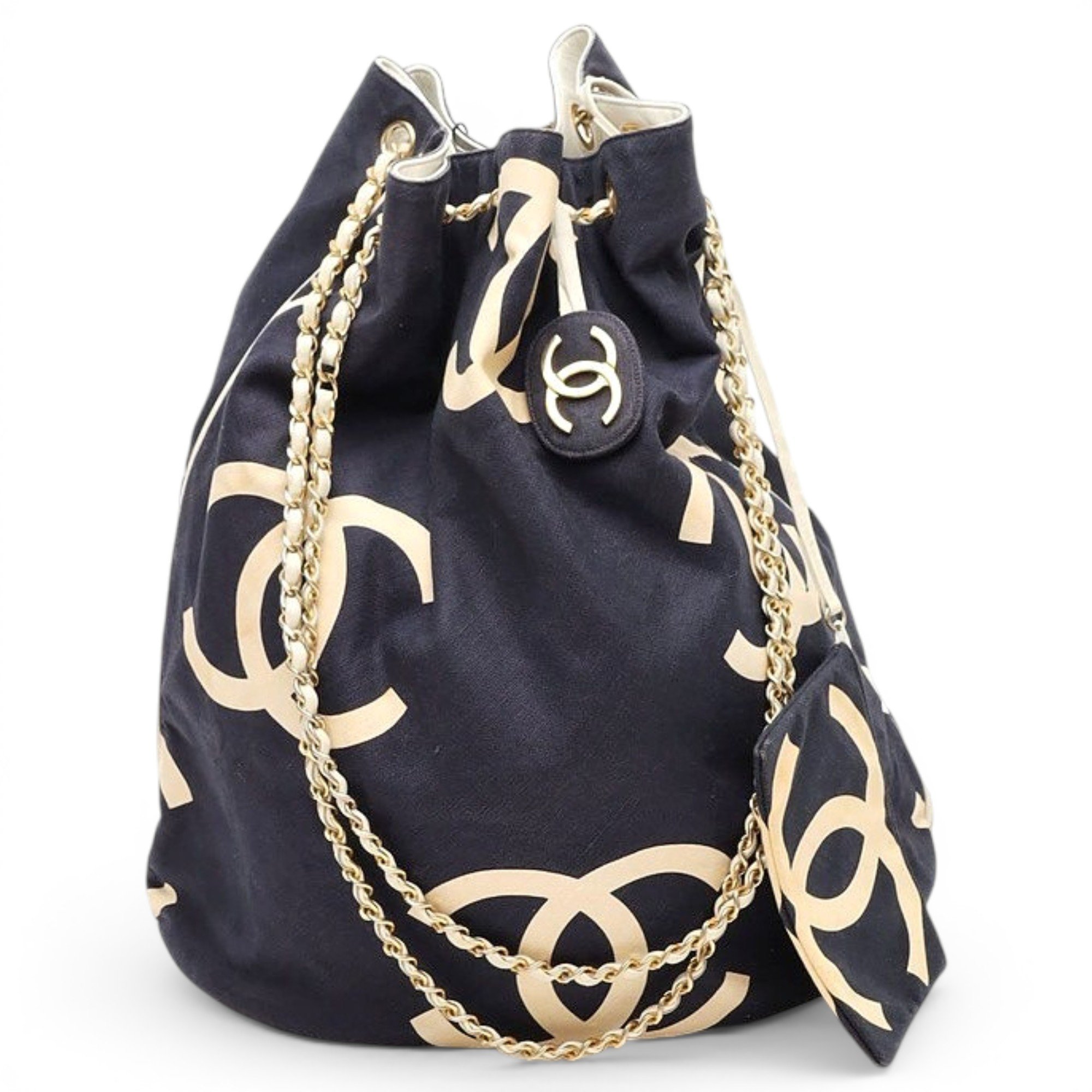 Gabrielle Bucket leather handbag