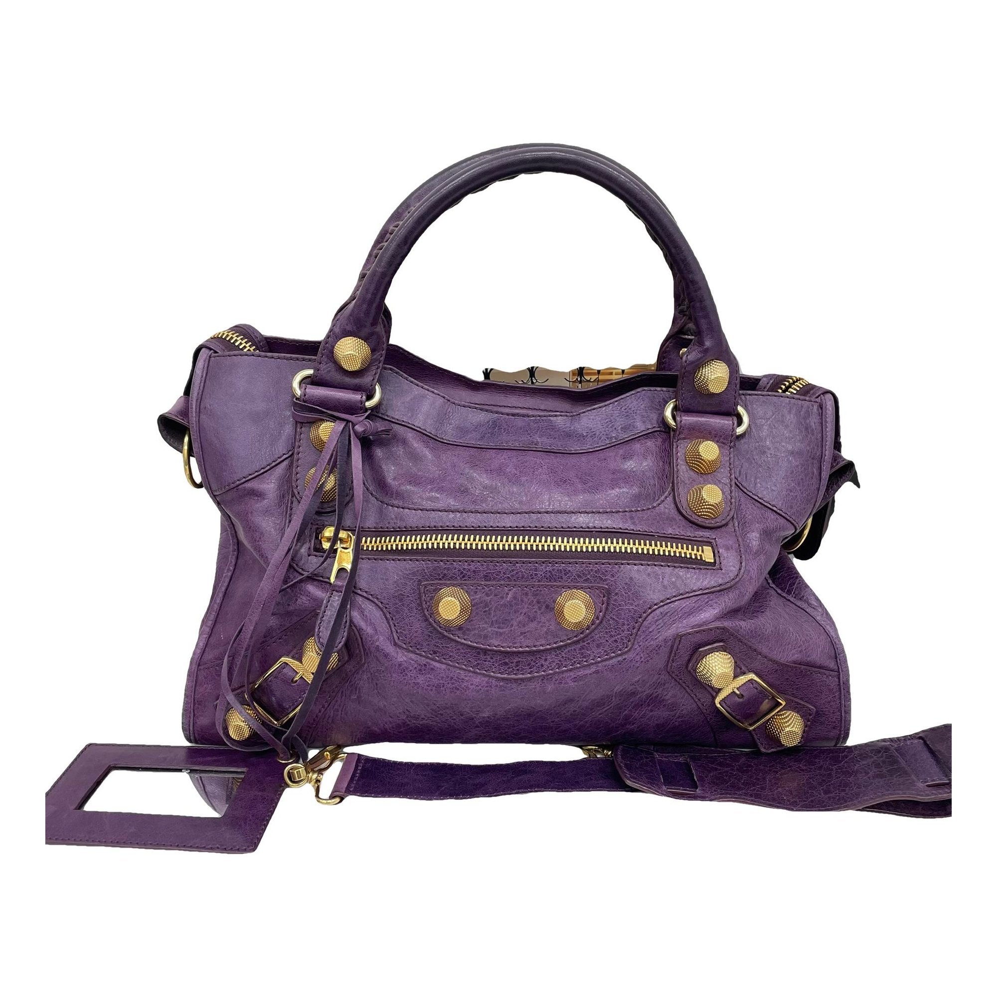 City leather handbag