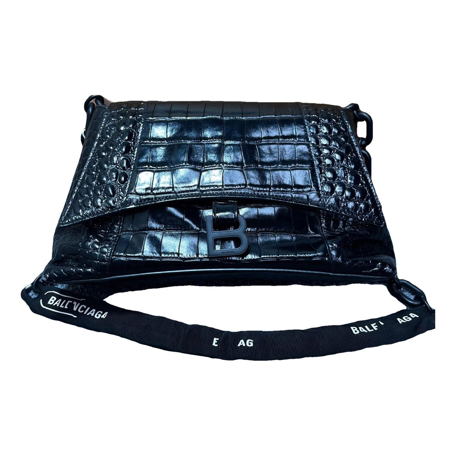 Downtown leather handbag