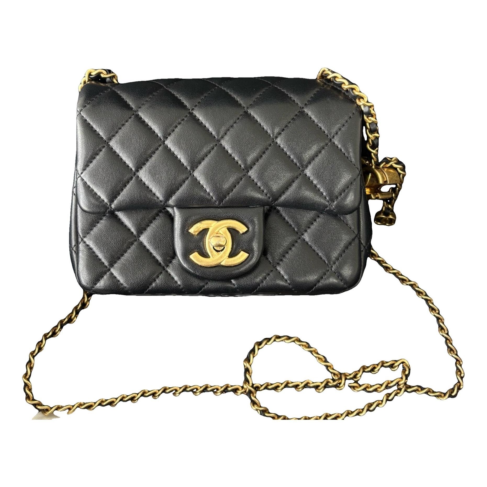 Timeless/Classique leather crossbody bag