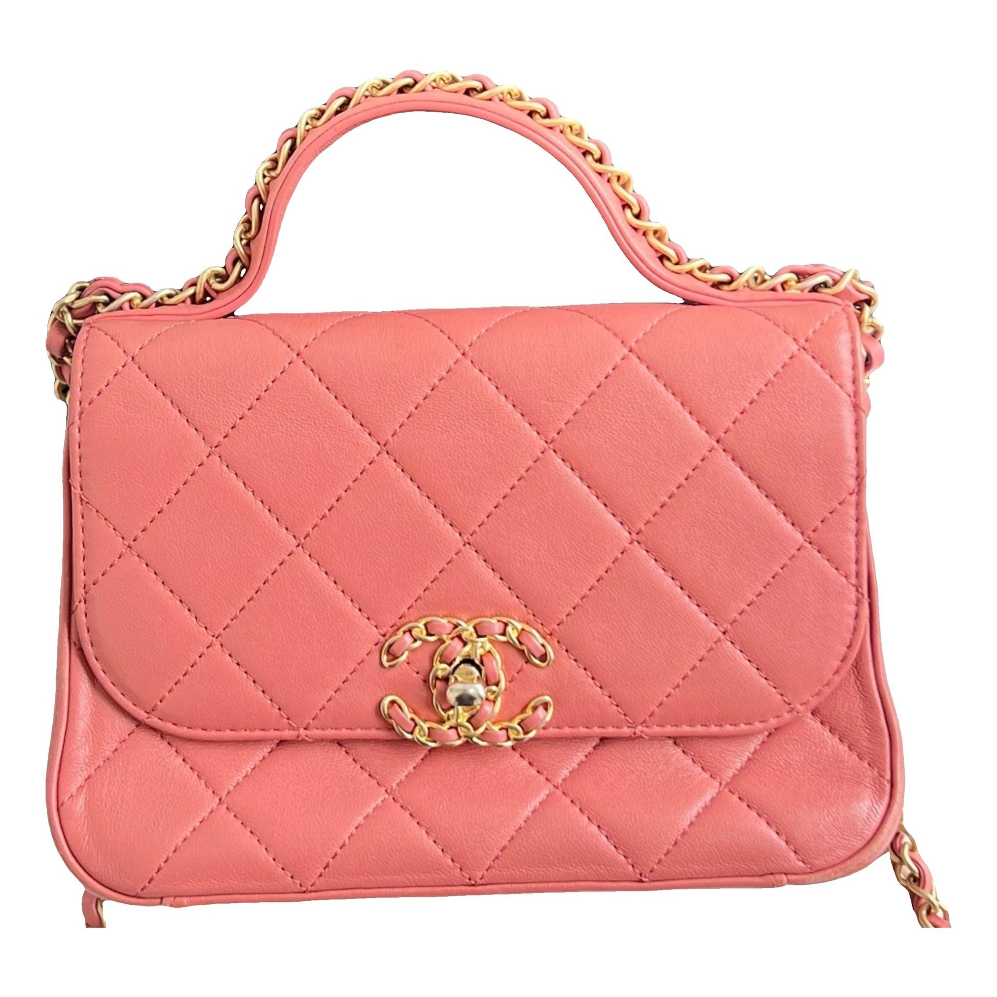 Chanel 19 leather handbag