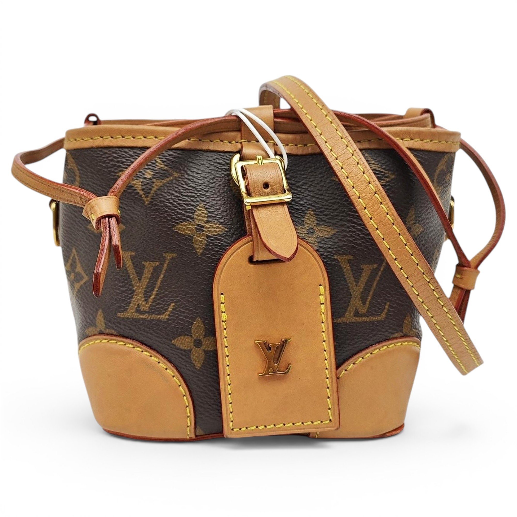 Nano Noé leather handbag