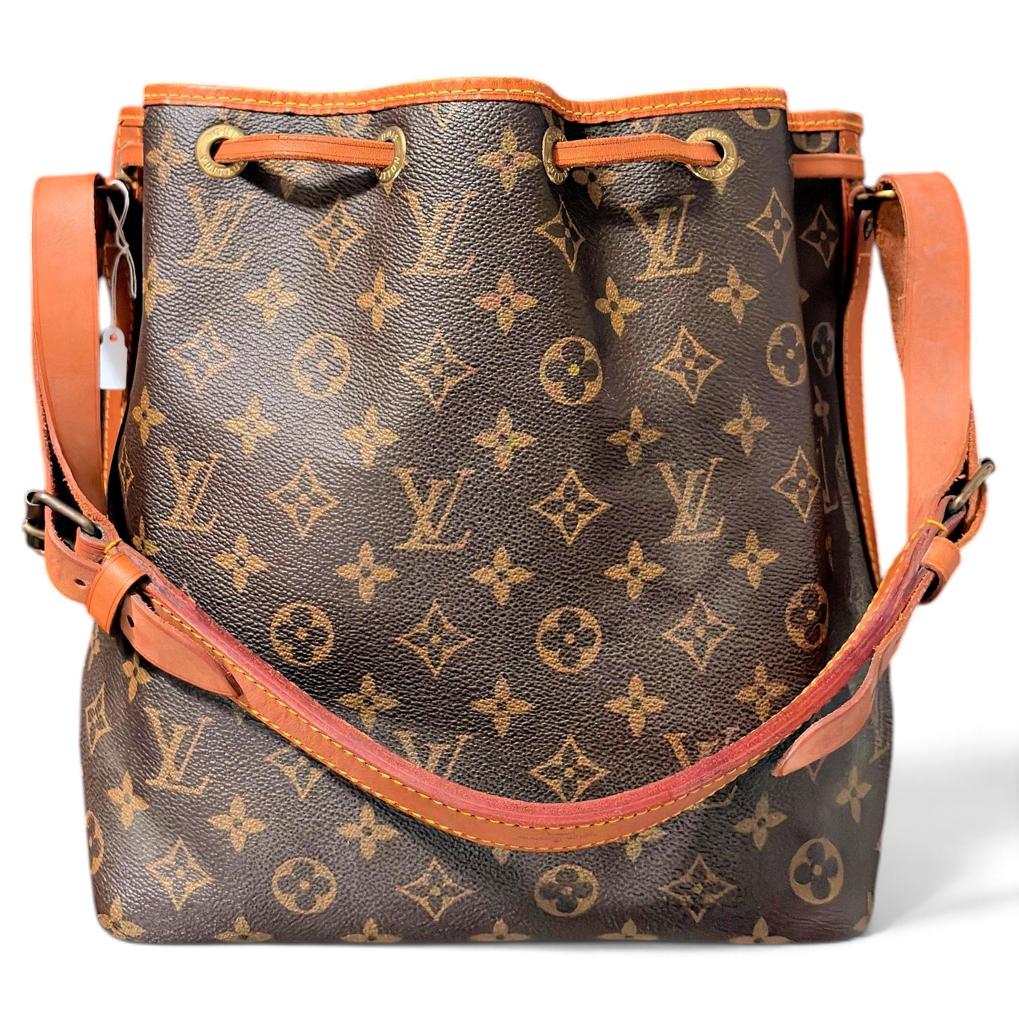 Louis Vuitton Noe leather clutch bag