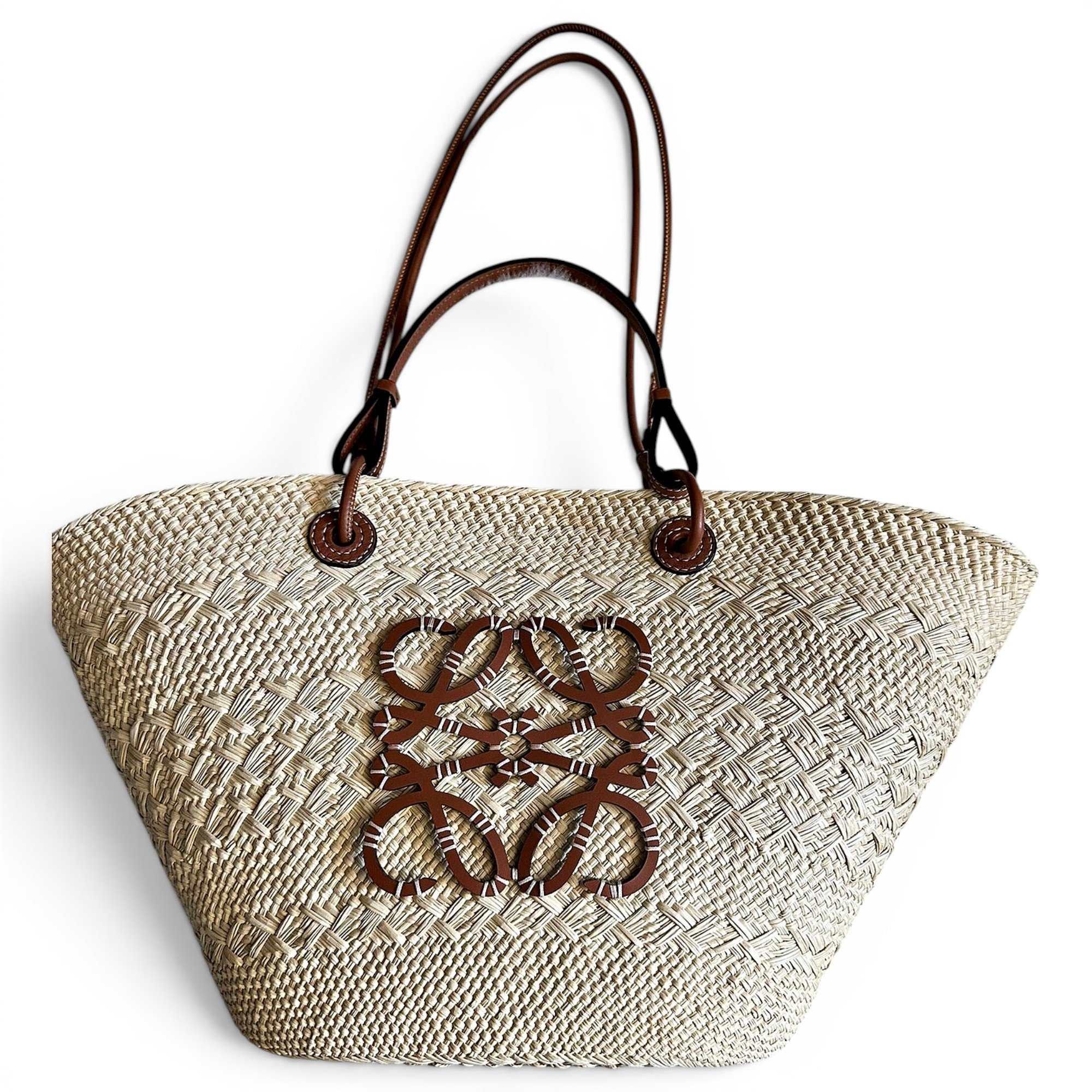 Anagram Basket tote