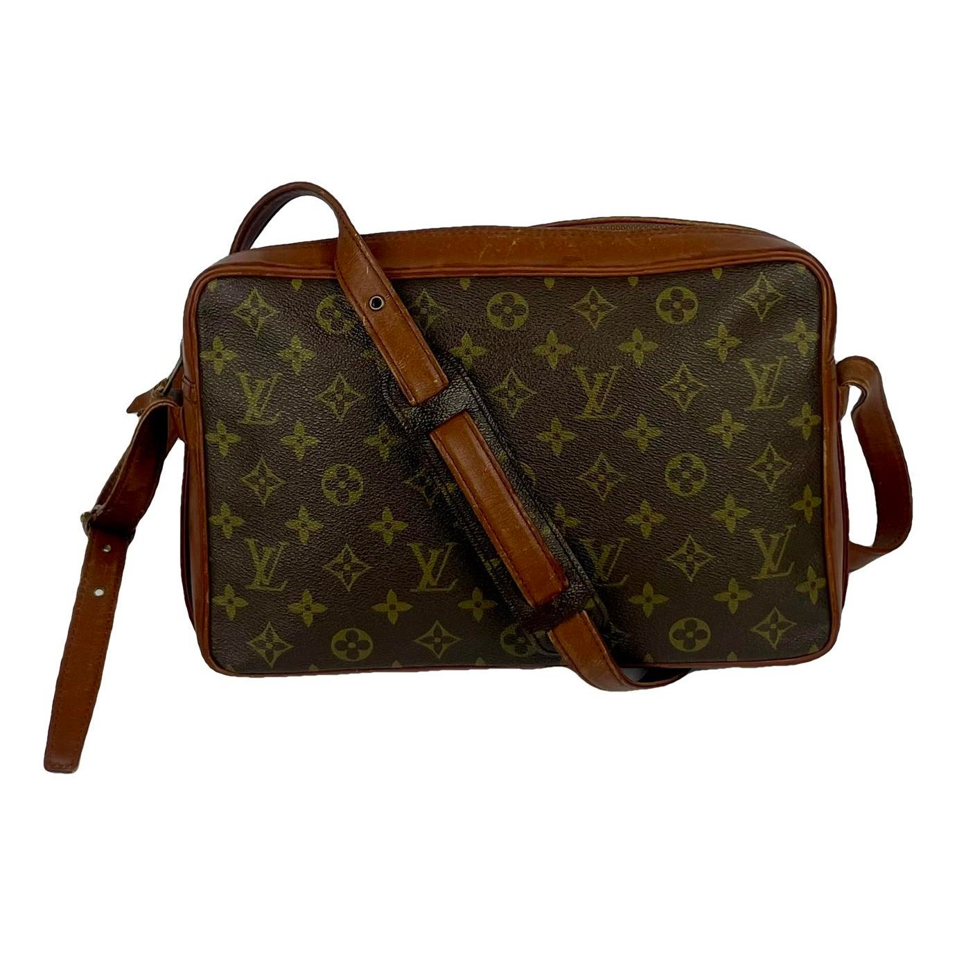 Leather travel bag