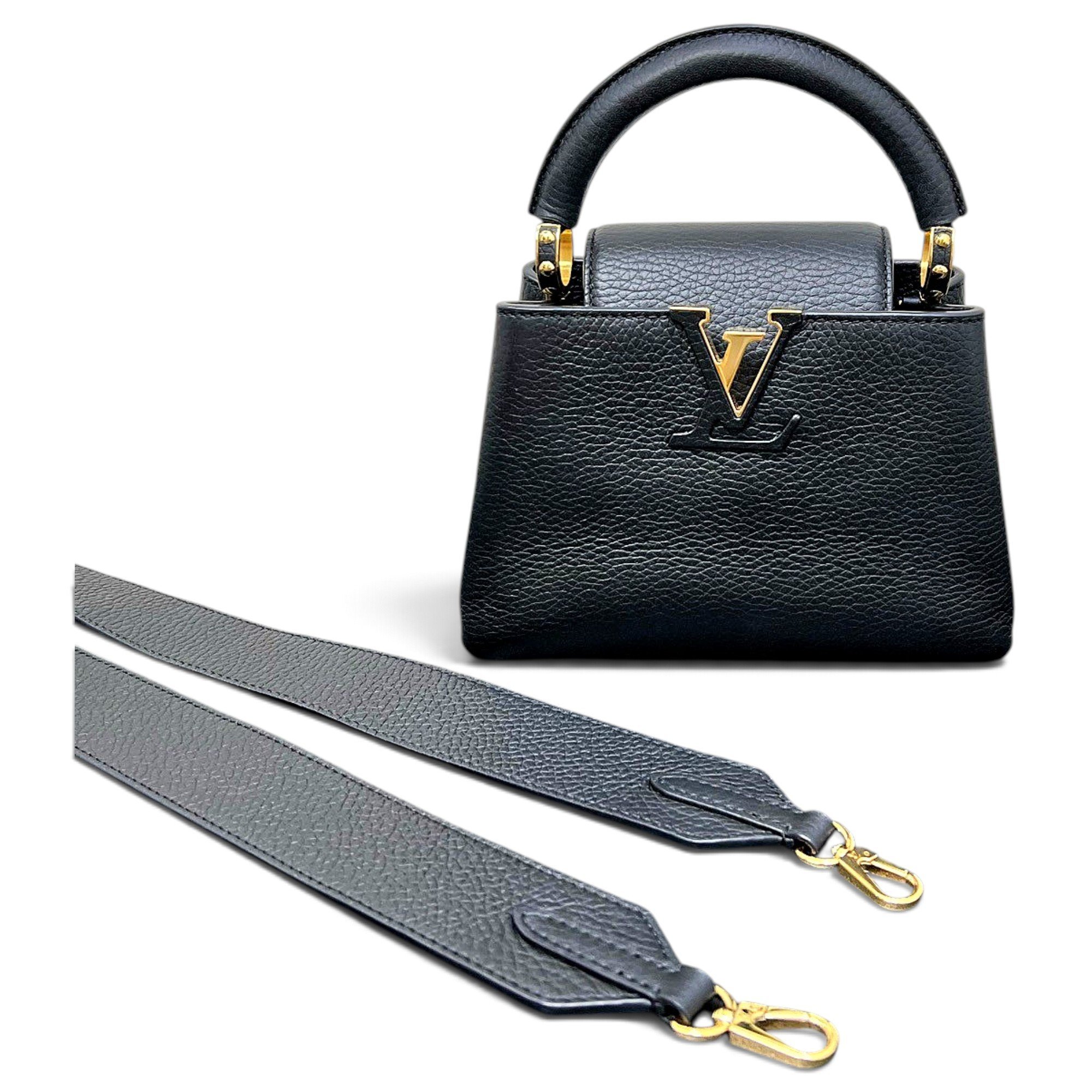Capucines leather handbag