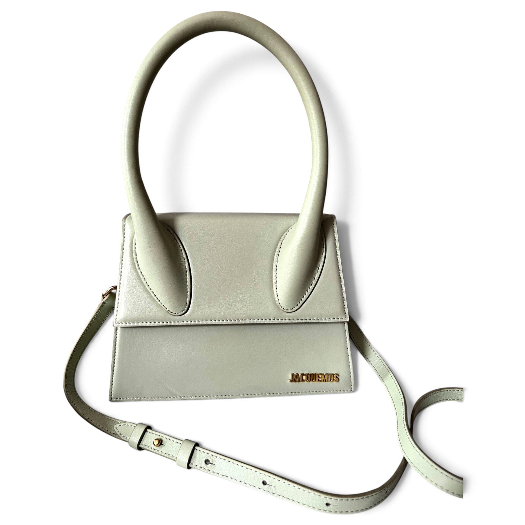 Le Grand Chiquito leather handbag