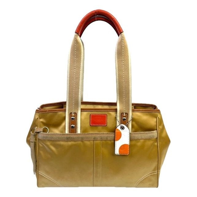 Leather tote