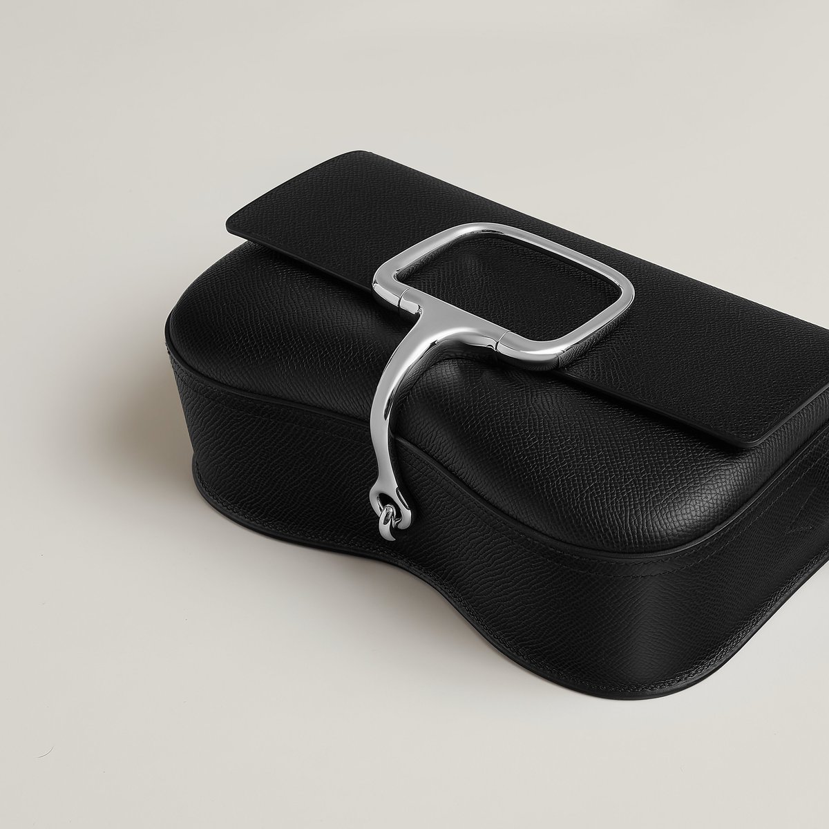 Noir Hermès Della Cavalleria Elan Bag