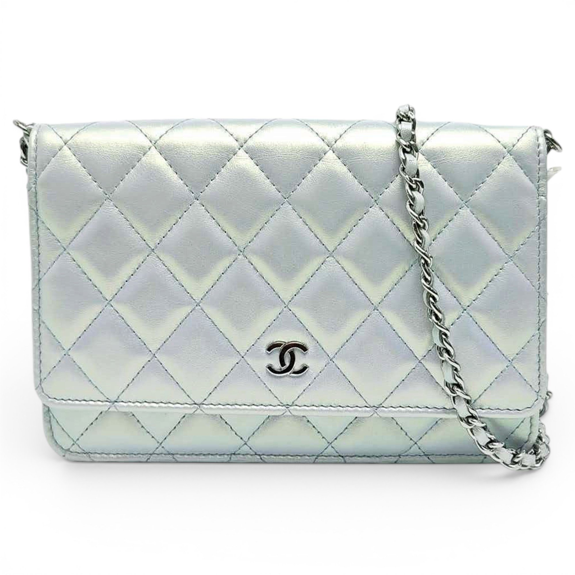 Wallet On Chain Timeless/Classique leather crossbody bag