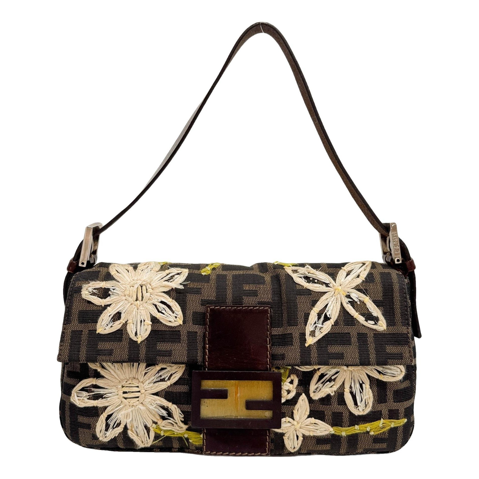 Baguette cloth handbag