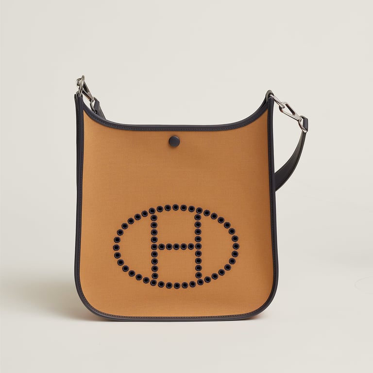 新品未使用 HERMES ネオ36.5 KOMEHYO |【Unused items】HERMES Neo Evelyn 16cm 084545CK