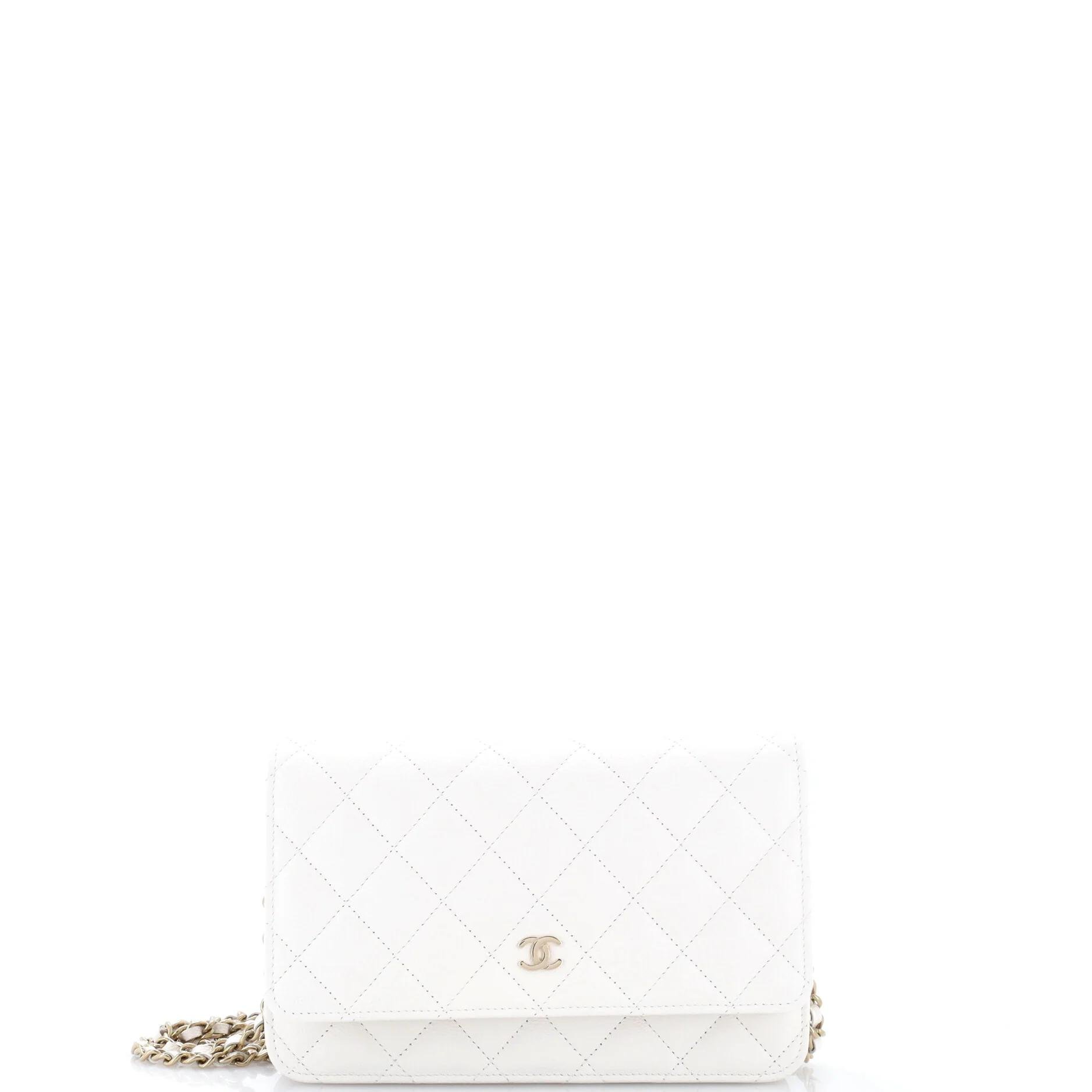 Wallet On Chain leather crossbody bag