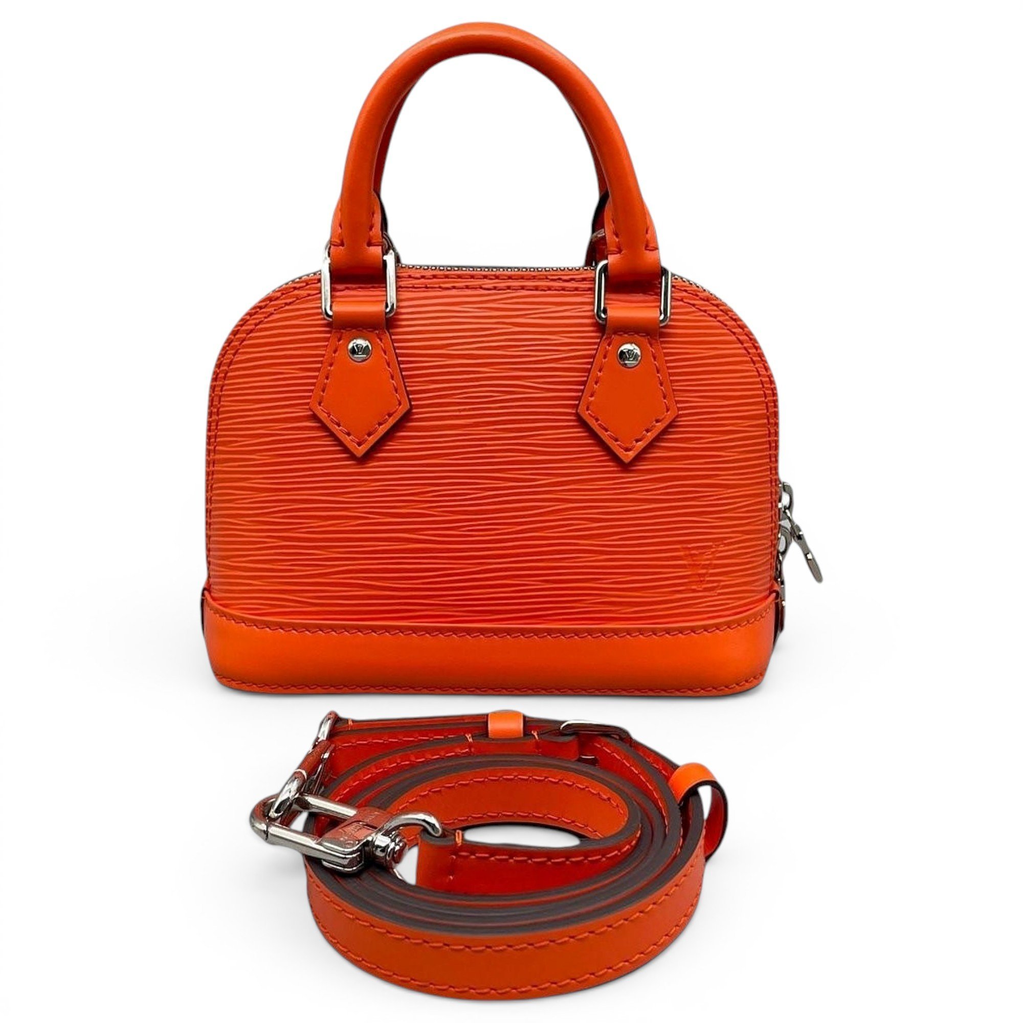 Alma BB leather handbag