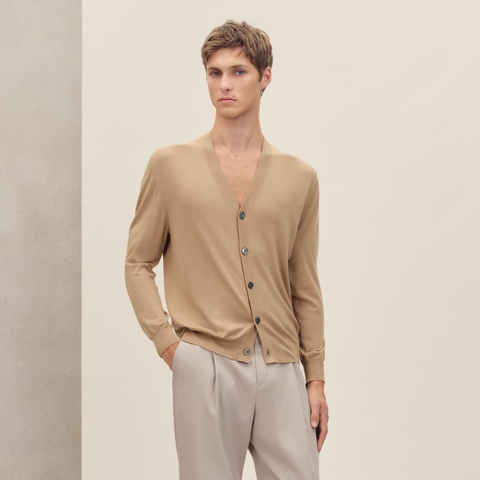 Kraft "Detail H" Buttoned Cardigan