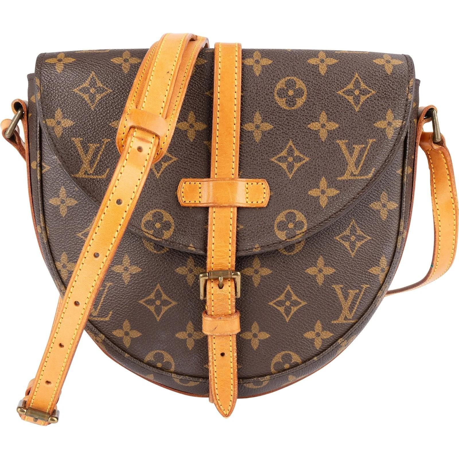 Chantilly leather crossbody bag