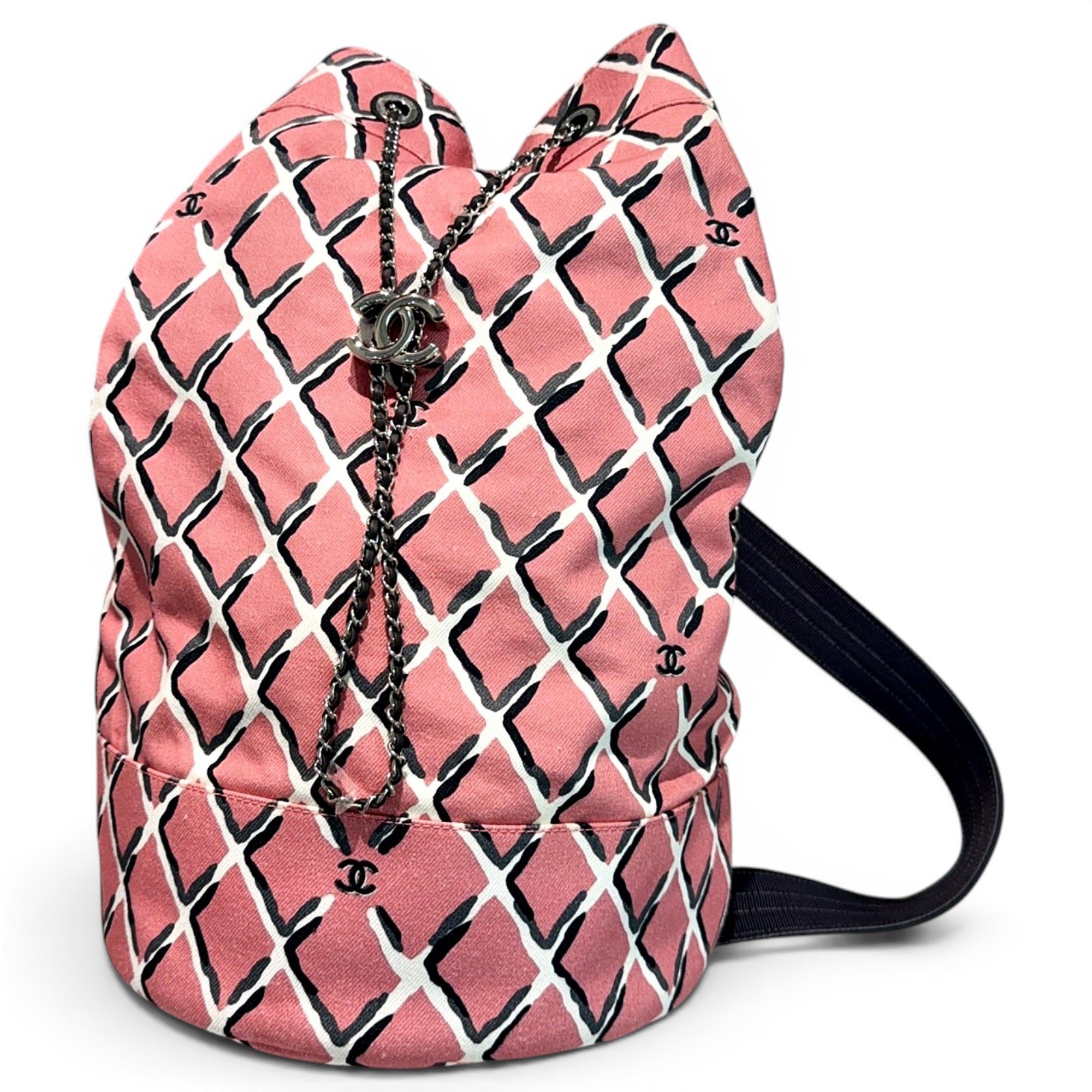 Gabrielle Bucket cloth crossbody bag