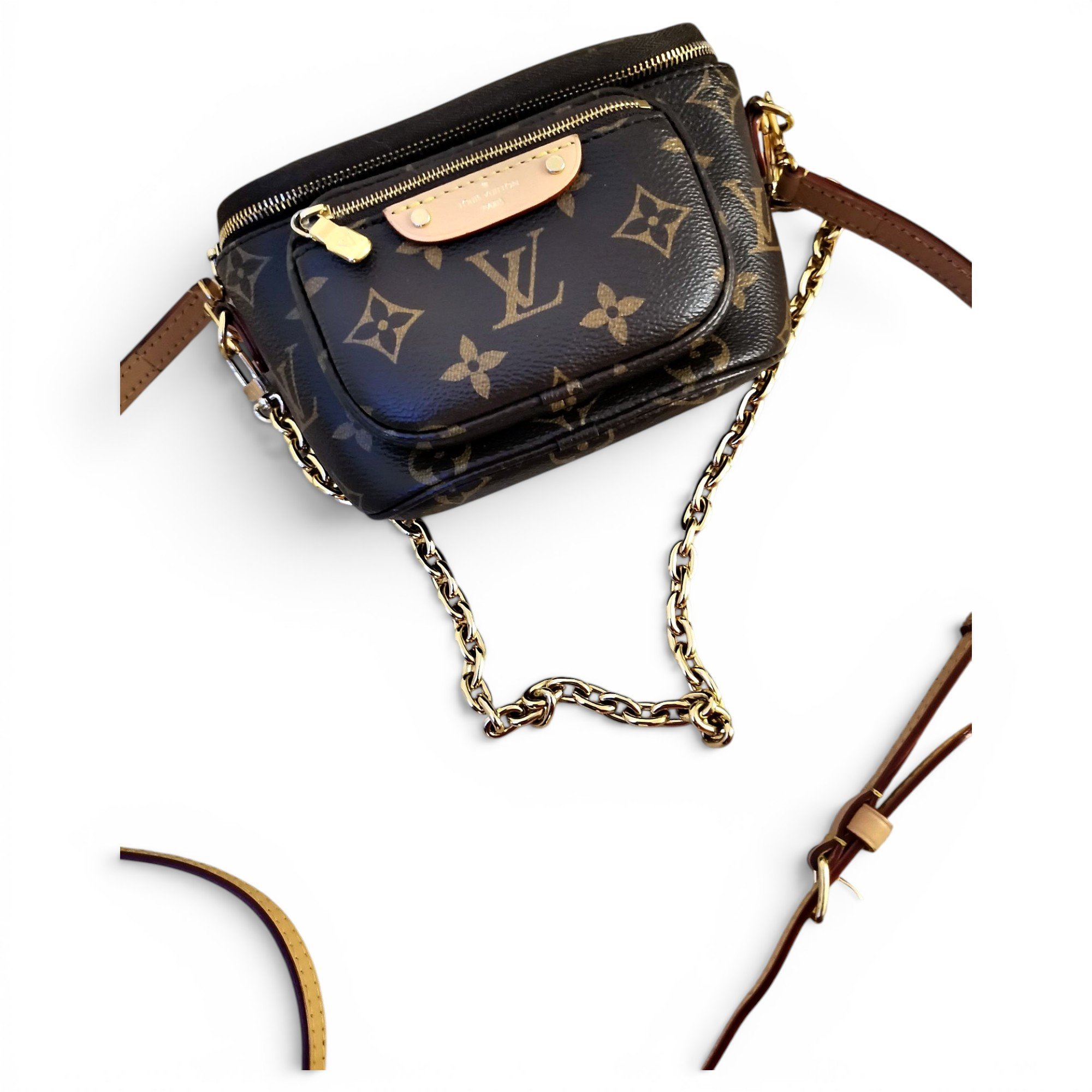 Bum Bag / Sac Ceinture leather crossbody bag