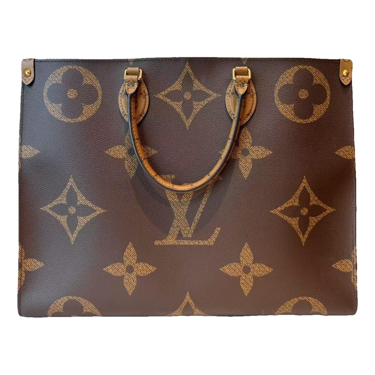Onthego leather handbag