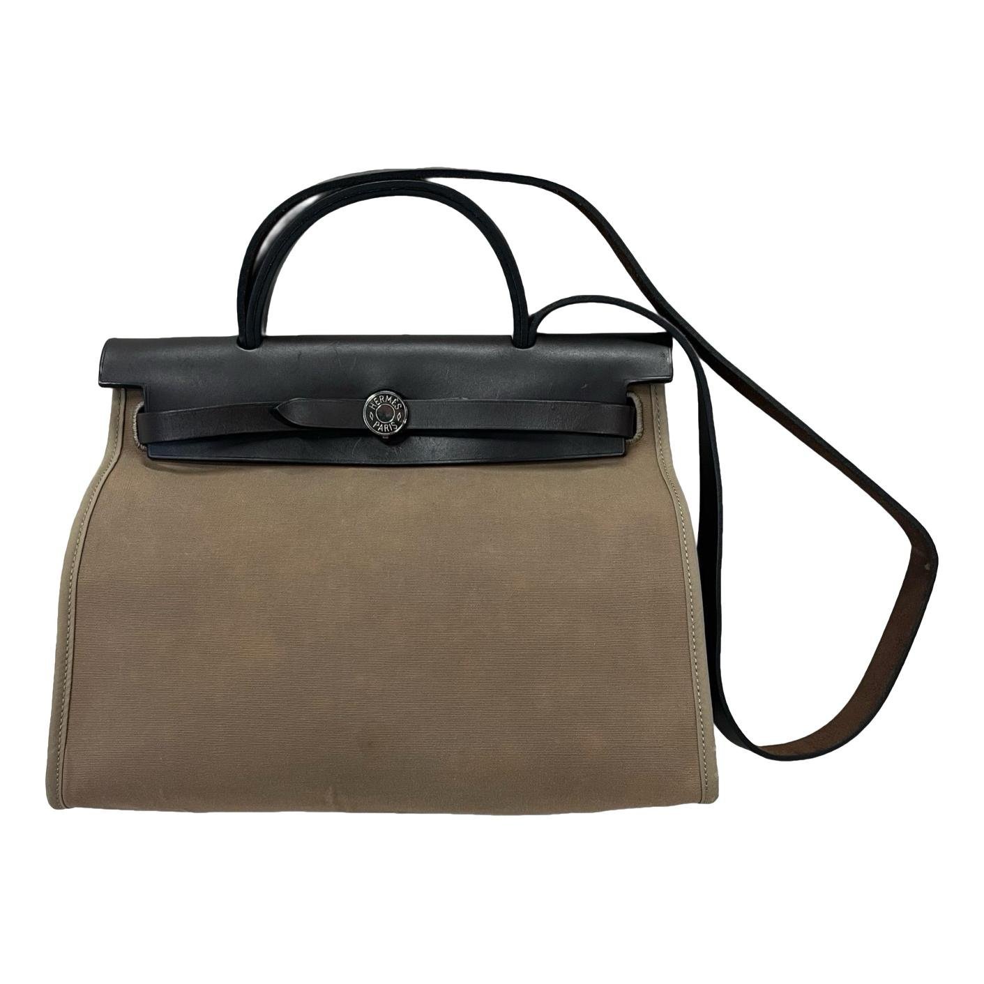 Cloth clutch bag