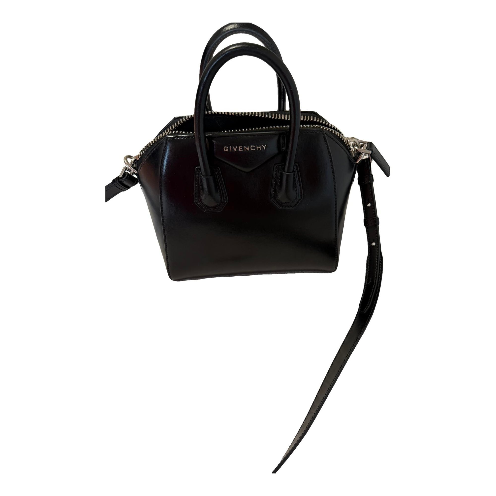 Antigona leather handbag