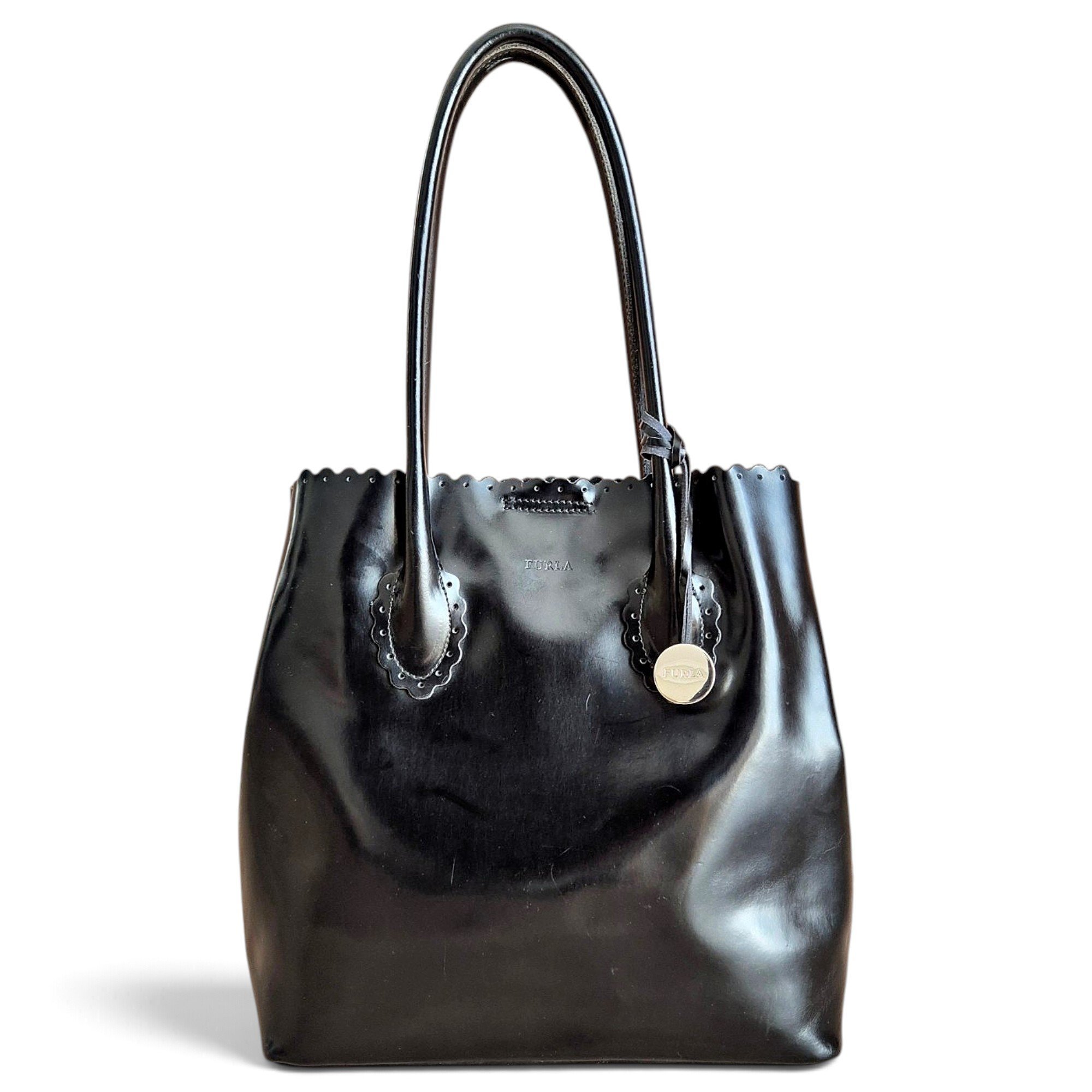 Leather tote