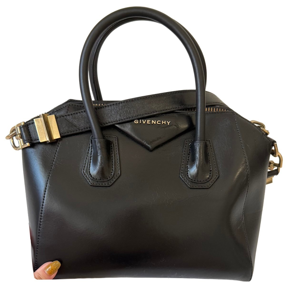 Antigona leather handbag