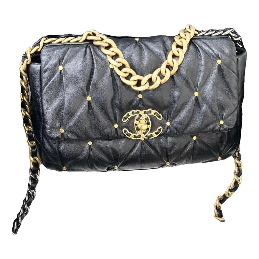 Chanel 19 leather handbag