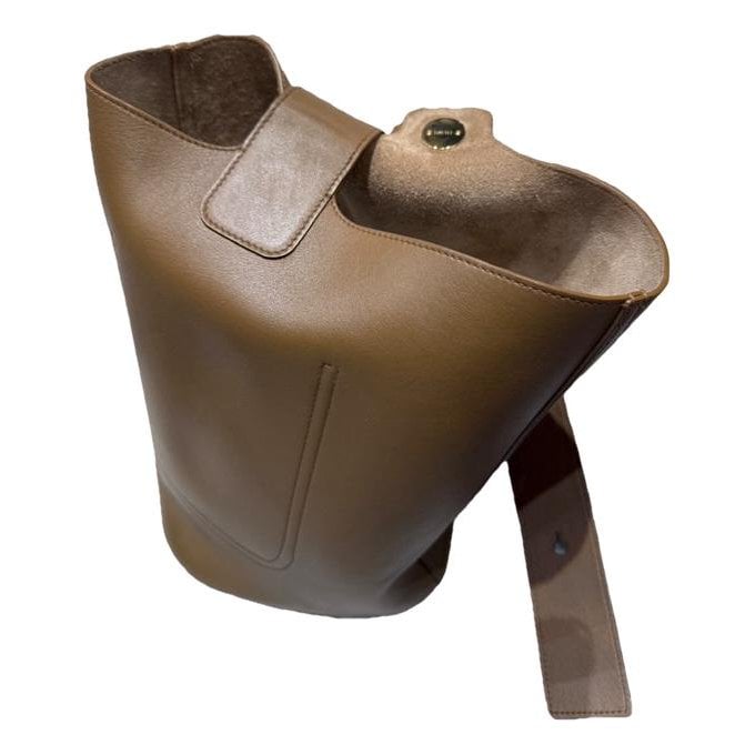 Pebble leather handbag