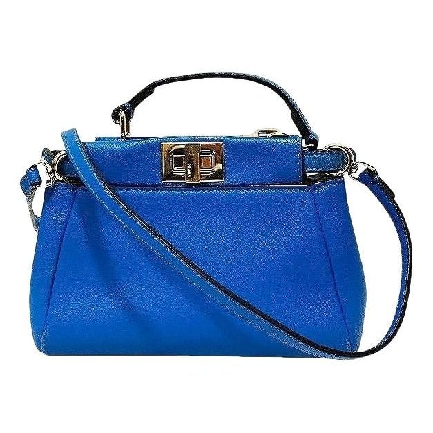 Pocket leather handbag