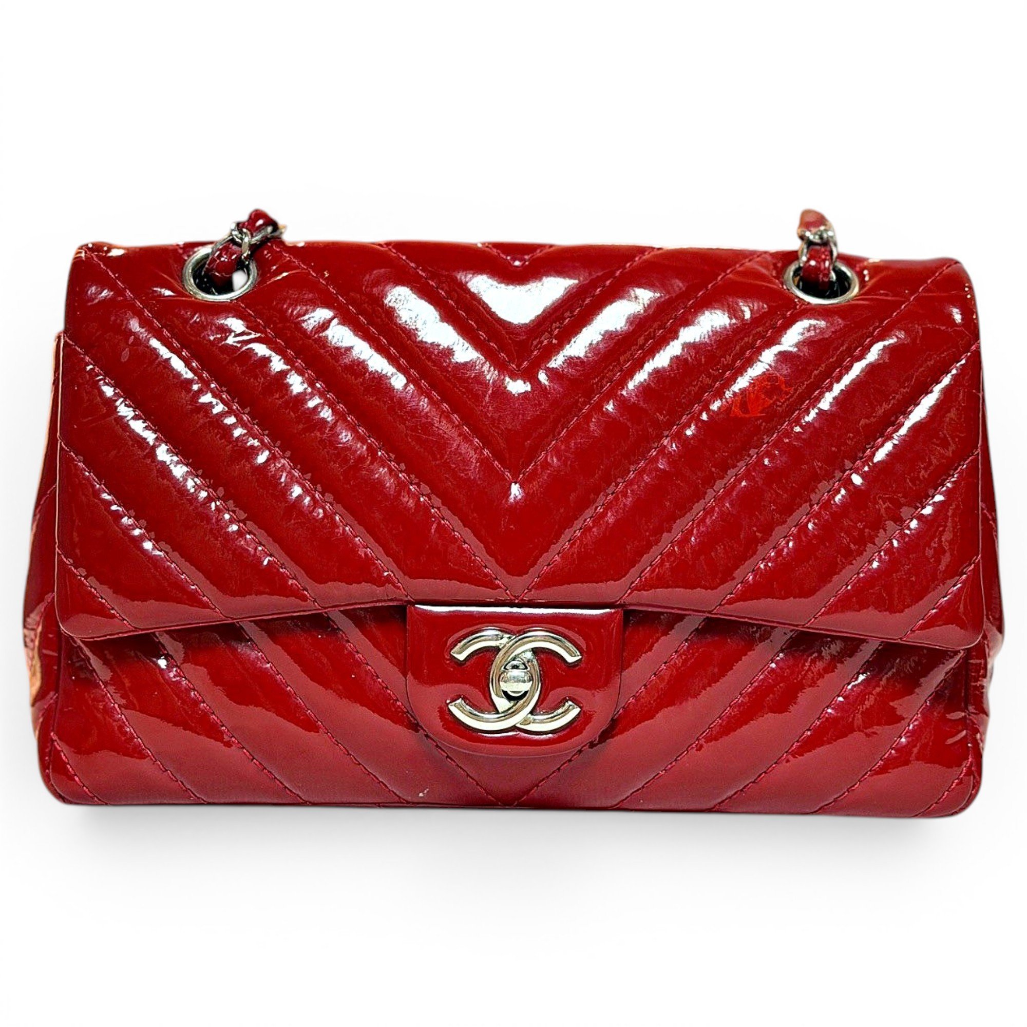 Timeless/Classique patent leather handbag
